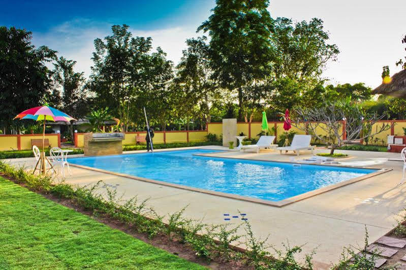 Nan Noble House Garden Resort Exterior photo